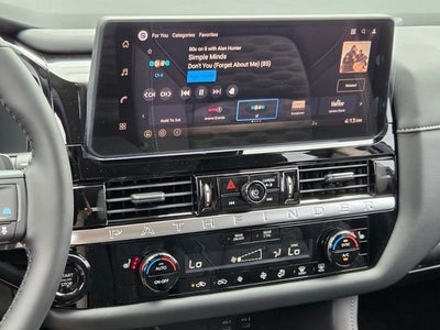 2026 Nissan Pathfinder SV