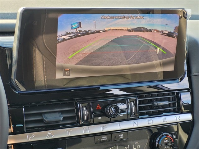 2026 Nissan Pathfinder SV