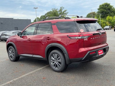 2026 Nissan Pathfinder SV