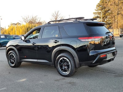 2026 Nissan Pathfinder SV