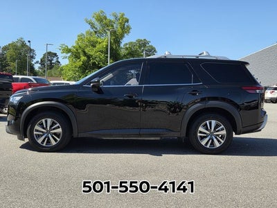 2023 Nissan Pathfinder SL