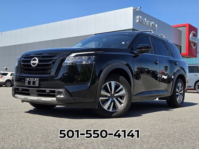 2023 Nissan Pathfinder SL