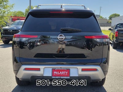 2023 Nissan Pathfinder SL