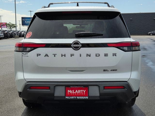 2026 Nissan Pathfinder SL