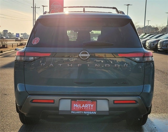 2026 Nissan Pathfinder SL