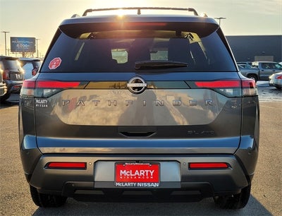 2026 Nissan Pathfinder SL