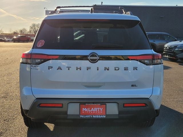 2026 Nissan Pathfinder SL