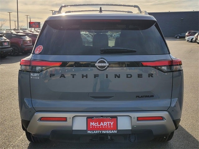 2025 Nissan Pathfinder Platinum