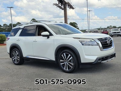 2024 Nissan Pathfinder Platinum