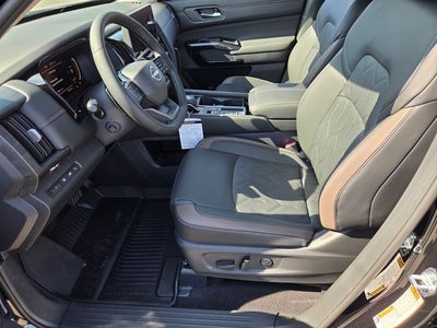 2026 Nissan Pathfinder Platinum