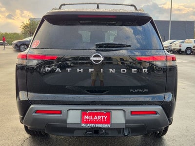 2026 Nissan Pathfinder Platinum