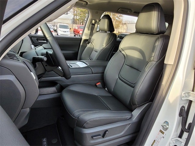 2026 Nissan Armada SV