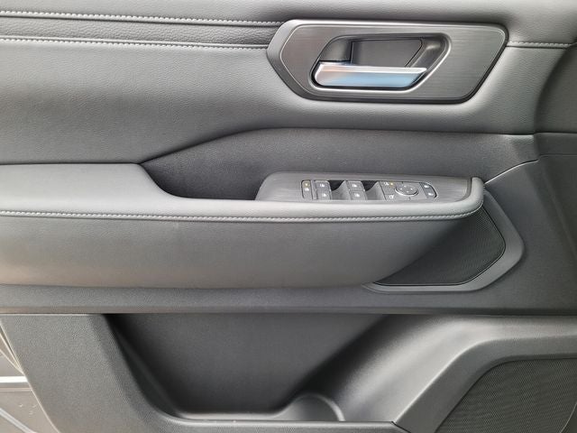 2026 Nissan Armada SV