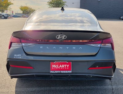 2025 Hyundai Elantra SEL Sport