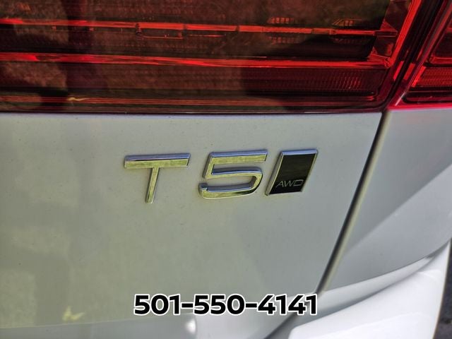 2021 Volvo XC60 T5 Momentum