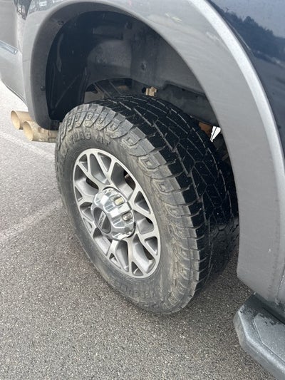 2022 Ford F-350SD Lariat