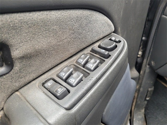 2003 Chevrolet Silverado 2500HD LS