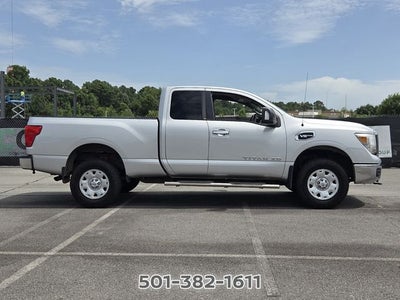 2017 Nissan Titan XD SV