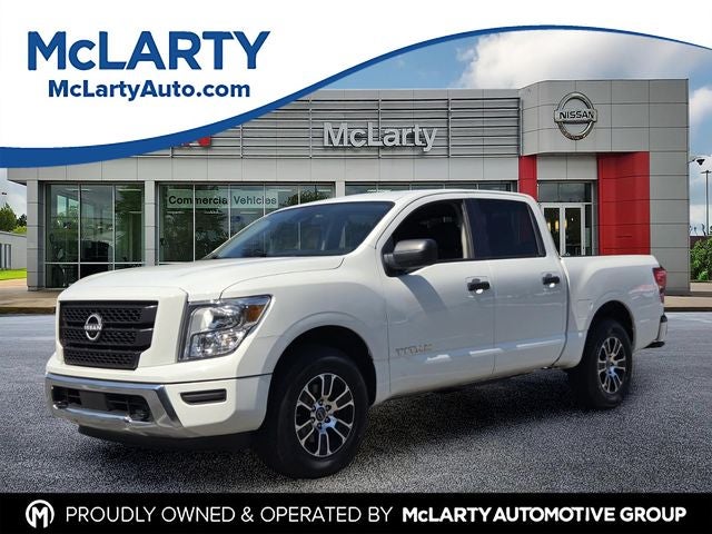 2024 Nissan Titan SV