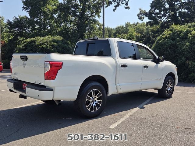 2024 Nissan Titan SV