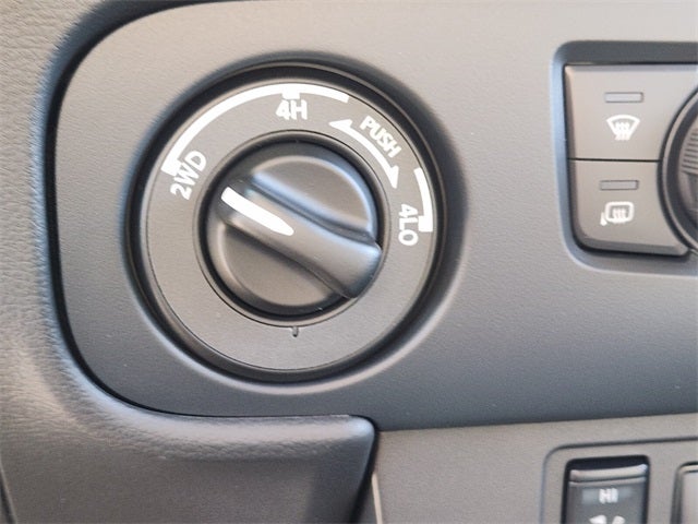 2026 Nissan Frontier SV CONVENIENCE PACKAGE