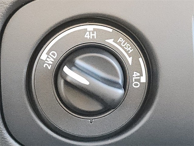 2026 Nissan Frontier SV DARK ARMOR PACKAGE