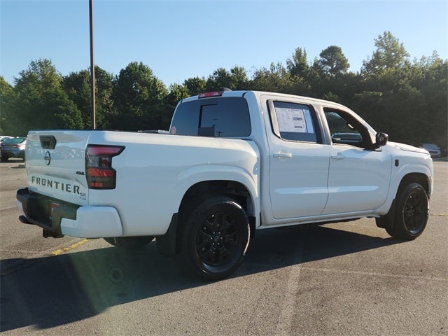 2026 Nissan Frontier SV DARK ARMOR PACKAGE