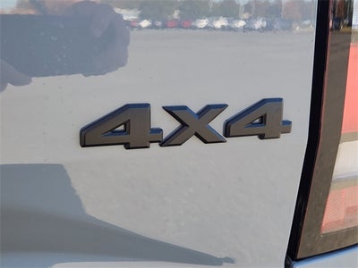 2026 Nissan Frontier SV DARK ARMOR PACKAGE