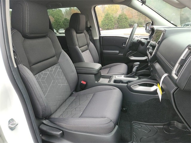 2026 Nissan Frontier SV 4X4 CONVENIENCE PACKAGE