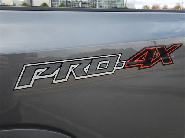 2026 Nissan Frontier PRO-4X CONVENIENCE & PREMIUM PACKAGE