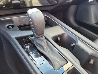 2026 Nissan Sentra SV CONVENIENCE & MOONROOF PACKAGE