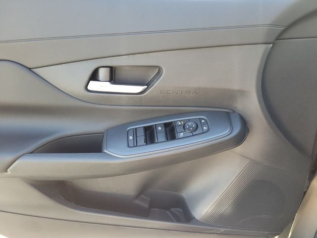 2026 Nissan Sentra SV CONVENIENCE & MOONROOF PACKAGE