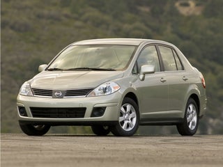 2011 Nissan Versa 1.8 S