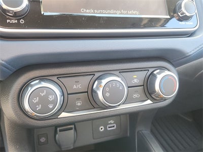 2025 Nissan Versa 1.6 SV