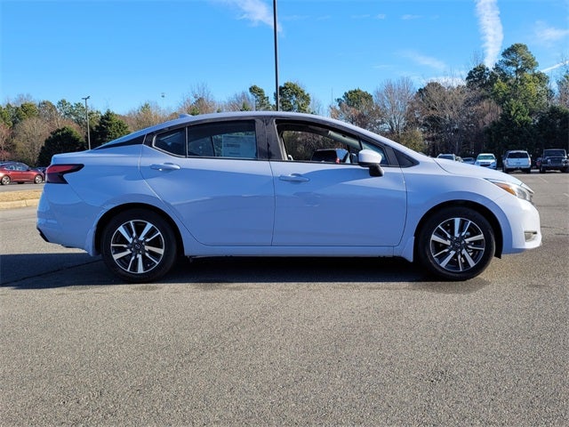 2025 Nissan Versa 1.6 SV