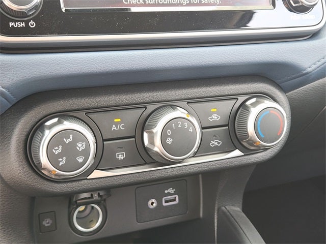 2025 Nissan Versa 1.6 SV