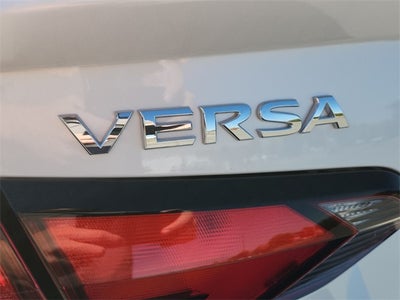 2025 Nissan Versa 1.6 SR