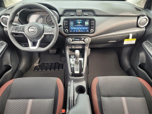 2025 Nissan Versa 1.6 SR