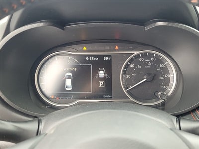 2025 Nissan Versa 1.6 SR