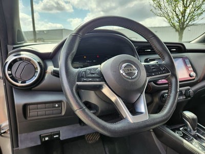 2021 Nissan Kicks SR