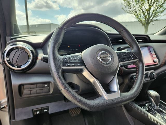 2021 Nissan Kicks SR