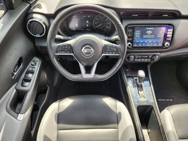 2021 Nissan Kicks SR