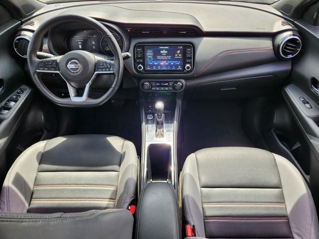 2021 Nissan Kicks SR
