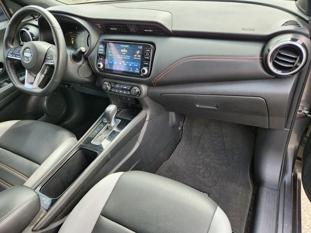 2021 Nissan Kicks SR