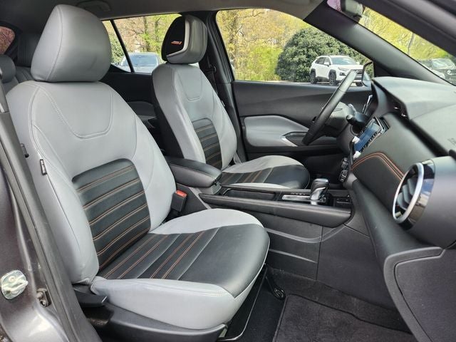 2021 Nissan Kicks SR