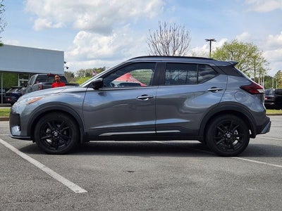 2021 Nissan Kicks SR