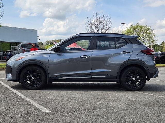 2021 Nissan Kicks SR