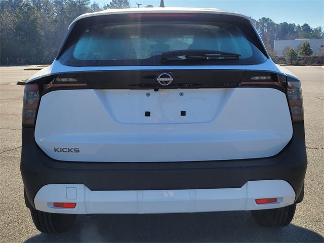 2026 Nissan Kicks S