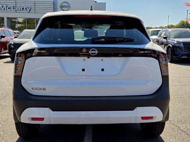 2027 Nissan Kicks S