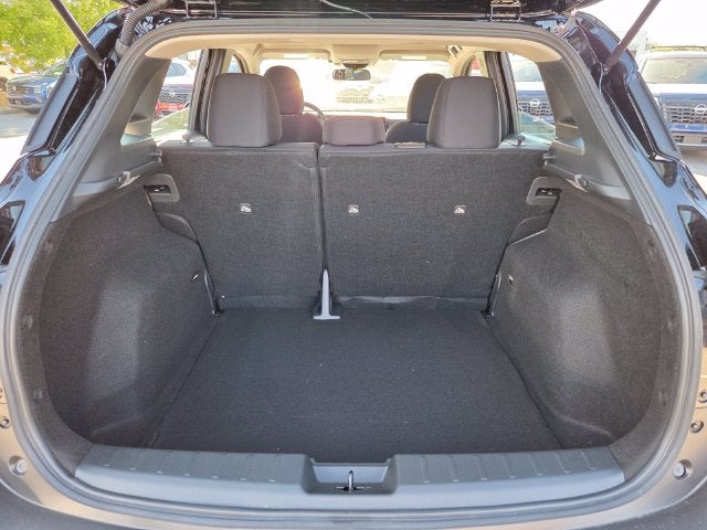 2027 Nissan Kicks S